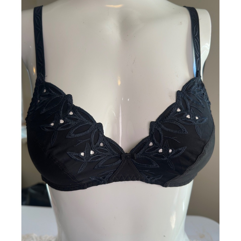 Passionata by Chantelle Black Floral Embroidery Eyelet Underwire Bra French‎ 34A